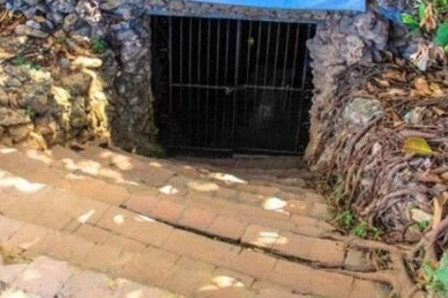 Δεν φαντάζεστε τι υπάρχει μέσα σε αυτήν τη σπηλιά (pics)