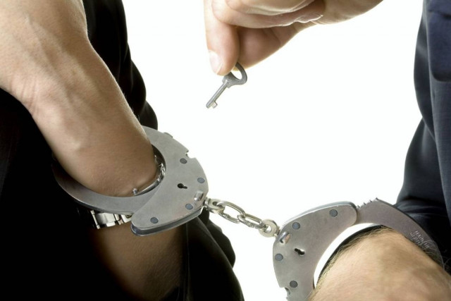 Θεσσαλονίκη: Απατεώνας έταζε χαμηλά ενοίκια και γινόταν καπνός!