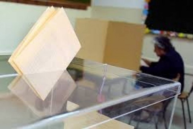 Κ.Άστον: Επιτυχημένες οι εκλογές στο Κόσοβο