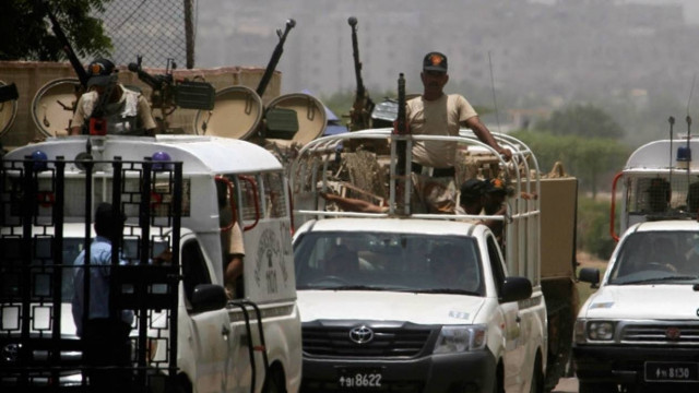 Πακιστάν: Δυνάμεις του στρατού αναπτύσσονται στο αεροδρόμιο του Καράτσι