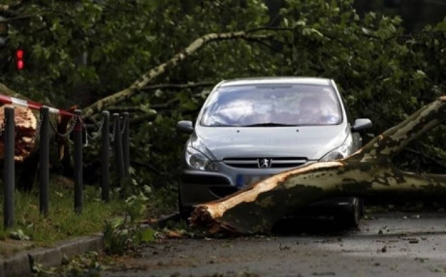 Έξι νεκροί από σφοδρές καταιγίδες στη Γερμανία