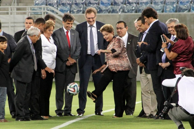 Ρούσεφ: Η Βραζιλία για το Μουντιάλ είναι «έτοιμη, εντός και εκτός γηπέδων»