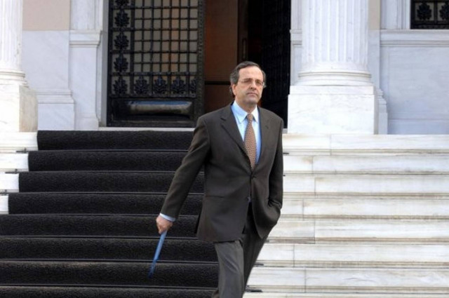 Ο Σαμαράς πήγε για... σαλάτα στο Κολωνάκι αλλά του βγήκε ξινή!