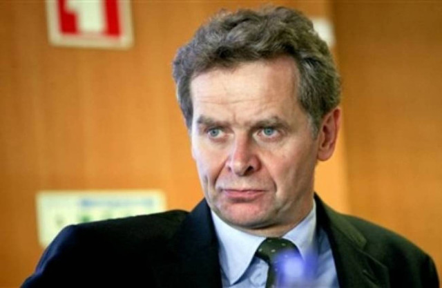 New measures are requested by Thomsen from Greece