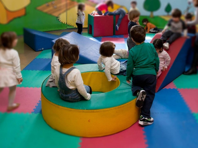 Τέλος στους δωρεάν παιδικούς σταθμούς;