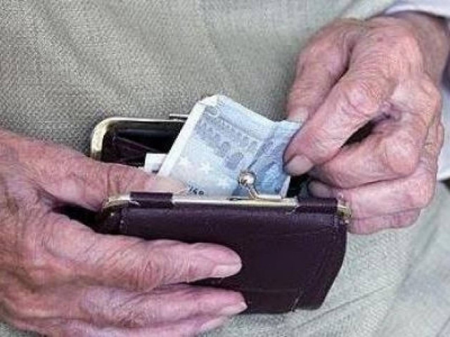 ΥΠΟΙΚ: Eίσπραξη 39.794.928 ευρώ από συντάξεις...πεθαμένων