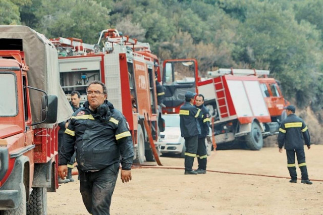 Θεσσαλονίκη: Φωτιά σε σκουπιδότοπο στο Ασβεστοχώρι