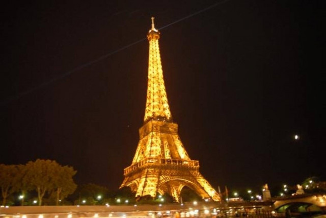 Κλειστός για το κοινό ο Πύργος του Άιφελ εξαιτίας απεργιακών κινητοποίησεων