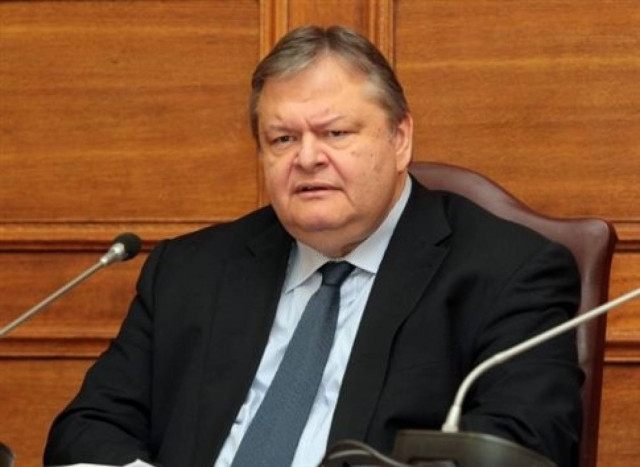 Σε εξέλιξη συνάντηση Βενιζέλου με υπουργούς του ΠΑΣΟΚ