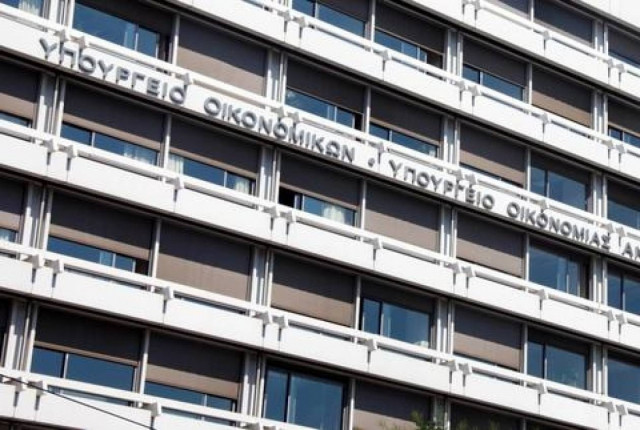 Οι νέοι γεν. γραμ. στα υπουργεία Οικονομικών και Εσωτερικών