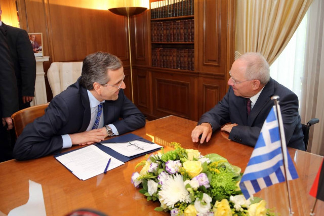 «Τετ α τετ» Σαμαρά με Σόιμπλε – Τι συζήτησαν