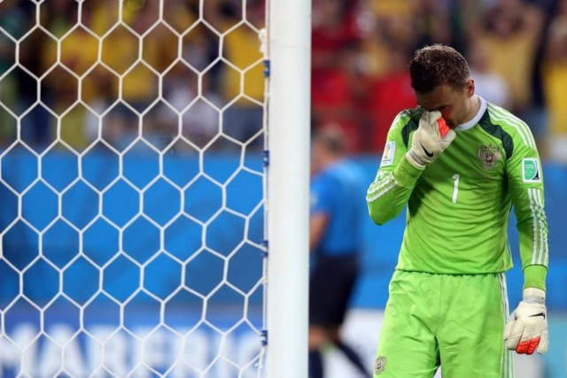 Μουντιάλ 2014: Η απίστευτη γκάφα του Ακινφέεφ (βίντεο)