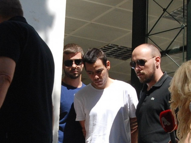 Έκτακτο: Ολοκληρώθηκε η απολογία του σατανιστή της Γλυφάδας (pics)