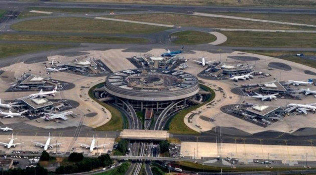 Σε απεργία προχωρούν οι ελεγκτές εναέριας κυκλοφορίας στην Γαλλία