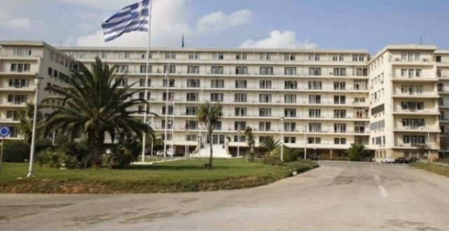 Αρωμα... καφέ στο Υπουργείο Εθνικής Άμυνας