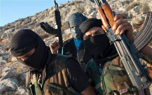 Το ΙΚΙΛ κατέλαβε τρεις σημαντικές πόλεις στην ανατολική Συρία