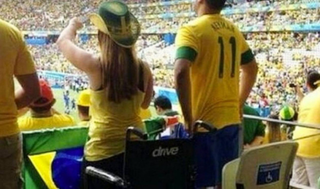 Μουντιάλ 2014: «Ανάπηρη» κατάφερε και στάθηκε στα πόδια της στο γήπεδο