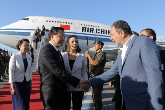 Το κόκκινο χαλί και οι... απαιτήσεις του Κινέζου πρωθυπουργού για το ξενοδοχείο