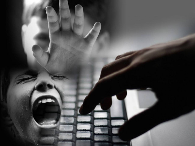 Παιδική πορνογραφία: Ανατριχίλα και αποτροπιασμός