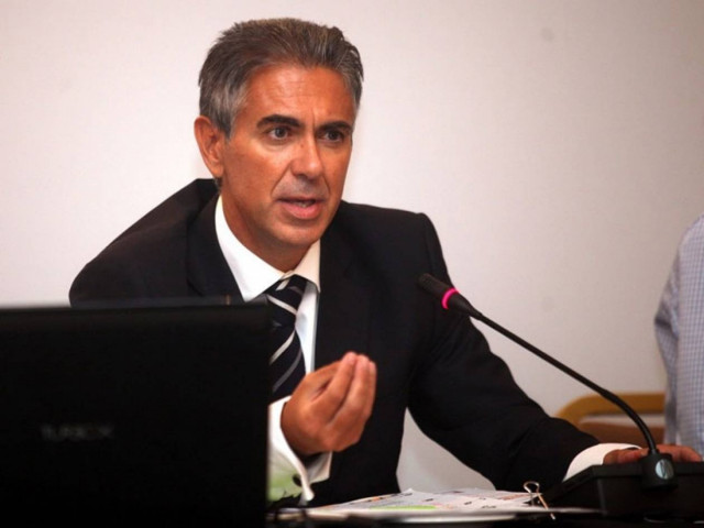 Κ. Φρουζής: Οι Έλληνες αντιμετωπίζονται με αναξιοπρέπεια