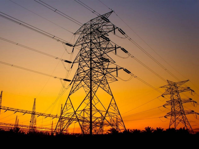 Στη Βουλή η «μικρή ΔΕΗ» - Απειλούν με μπλακ άουτ οι συνδικαλιστές