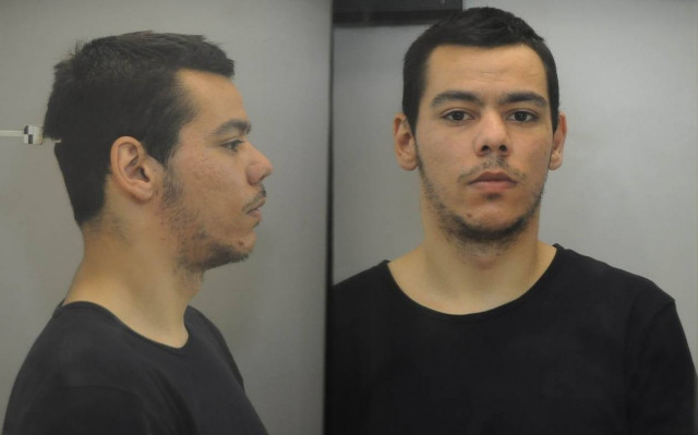 Η ΕΛ.ΑΣ. δημοσιεύει φωτογραφίες του σατανιστή της Γλυφάδας (pics)