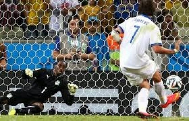 Μουντιάλ 2014: Το πέναλτι του Σαμαρά «τρέλανε» τους σπίκερ! (videos)