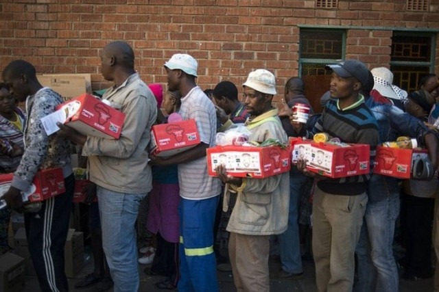 Ν. Αφρική: Έληξε η πολύμηνη απεργία των εργατών στα ορυχεία πλατίνας