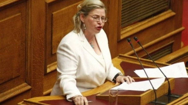 Απολογούνται Ζαρούλια και Μπαρμπαρούσης για την υπόθεση της ΧΑ