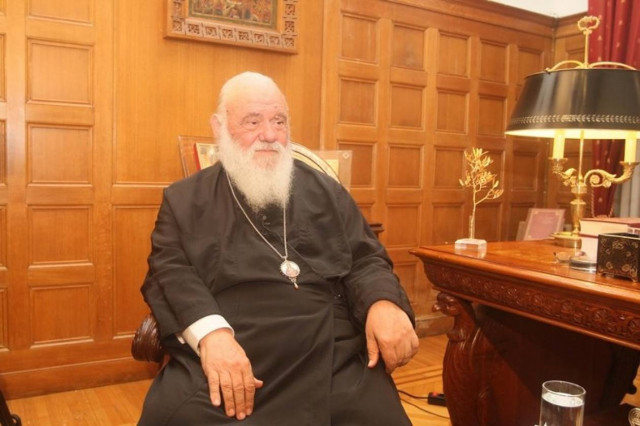 Ιερώνυμος: Τη γη που έδωσε η Εκκλησία την πήραν κομματάρχες!