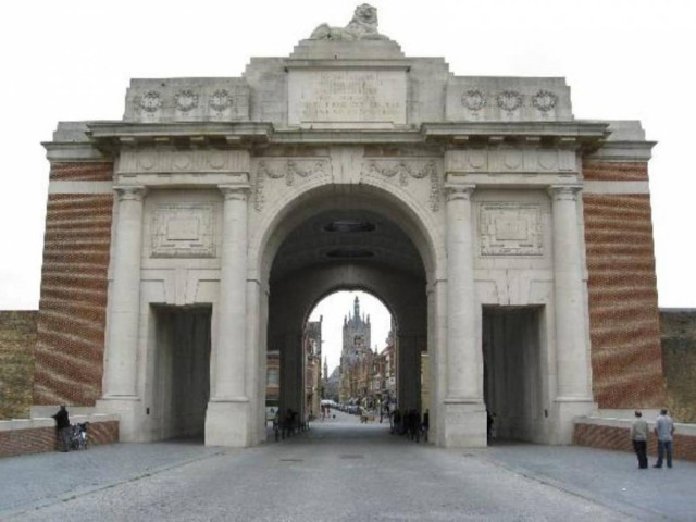 Σε εκδήλωση μνήμης για τον Α΄ Παγκόσμιο Πόλεμο οι ηγέτες της ΕΕ