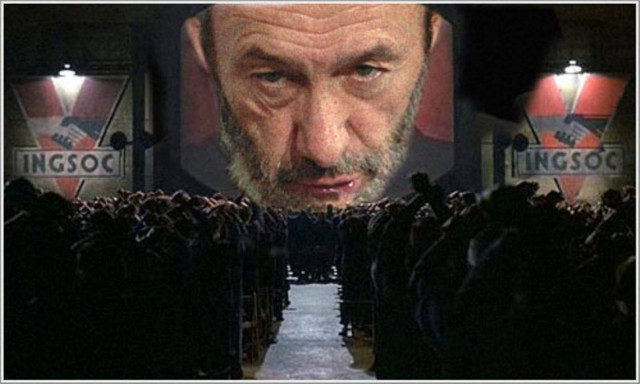 Ισπανία: Ο αρχηγός της σοσιαλιστικής αντιπολίτευσης εγκαταλείπει την πολιτική