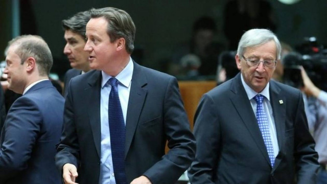 Ο Κάμερον θέλει να δώσει μέχρι τέλους τη μάχη κατά του Γιουνκέρ