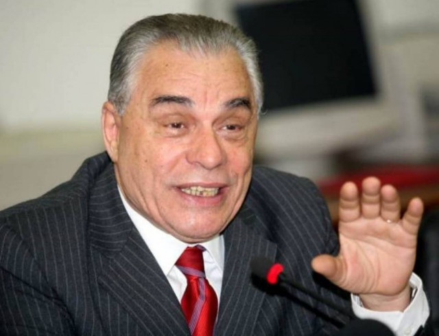 Γιακουμάτος: Αν δεν ρίξω τις τιμές, θα παραιτηθώ