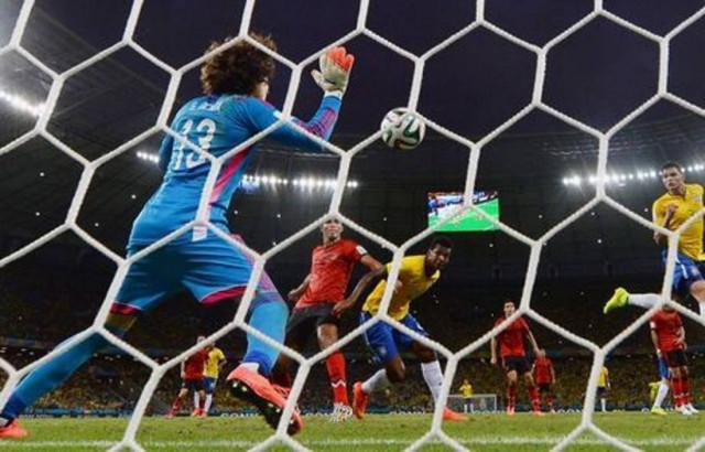 Μουντιάλ 2014: Οι καλύτερες επεμβάσεις των ομίλων (video)