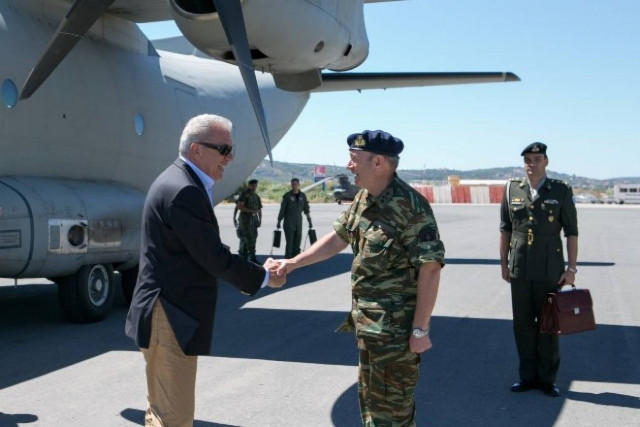 Η περιοδεία του Δ. Αβραμόπουλου στις Ανώτερες Διοικήσεις Ταγμάτων Εθνοφυλακής (pics)