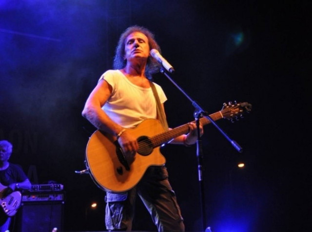 Στο Κατράκειο στις 2 Ιουλίου ο Βασίλης Παπακωνσταντίνου