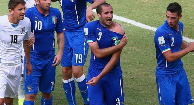 Στο πλευρό του Σουάρες ο Κιελίνι (photo)