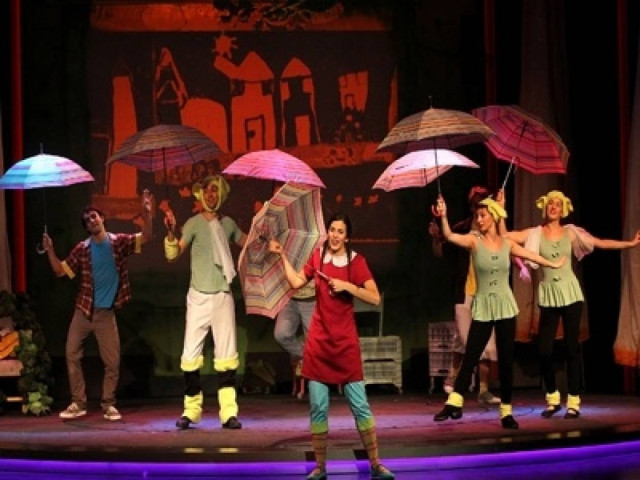 Λάχανα και Χάχανα – The Musical στην Πάτρα