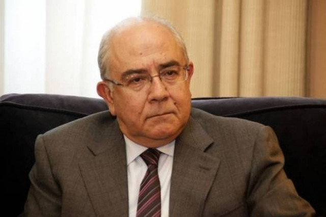 Ομήρου: Να σταματήσουν οι παρεμβάσεις στην Τρ.Κύπρου