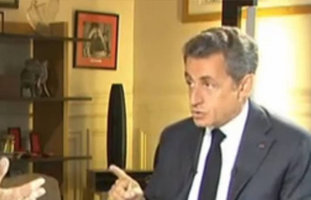 Σαρκοζί: Αρνείται ότι έχει πράξει κάτι παράνομο