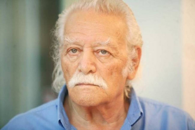 Ο Λεπέν έκοψε το Γλέζο