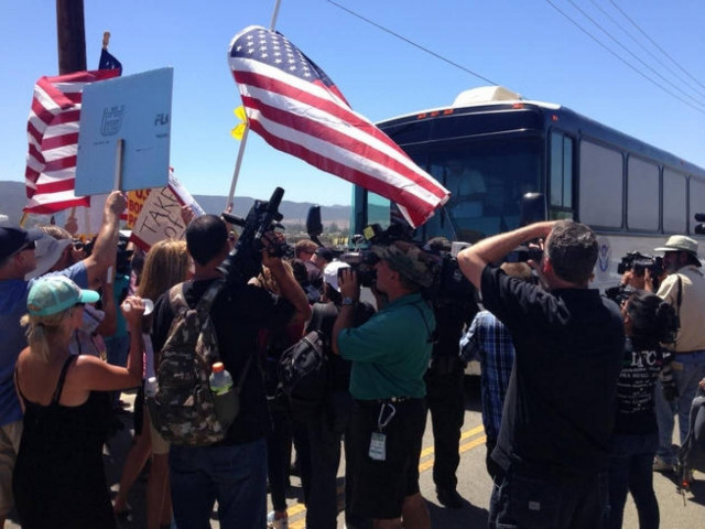 ΗΠΑ: Διαδήλωση κατά μεταναστών πραγματοποιήθηκε στην Καλιφόρνια