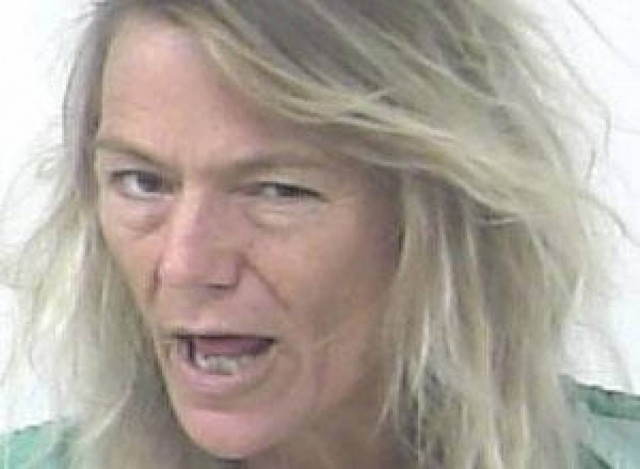 Τον κυνήγησε με μαχαίρι να τον σφάξει γιατί της είπε «όχι» στο σεξ!