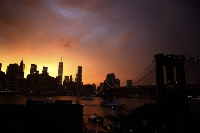 ΗΠΑ: Ενισχύθηκε στην κατηγορία 2 ο κυκλώνας Άρθουρ