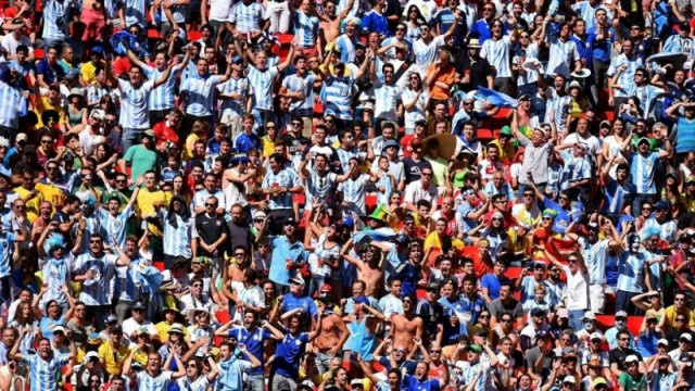 Μουντιάλ 2014: Πανηγύρισαν με τον τραυματισμό του Νεϊμάρ! (βίντεο)