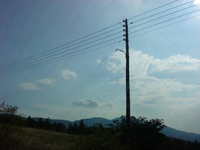 Χαλκίδα: Ήθελε να κόψει τα καλώδια της ΔΕΗ