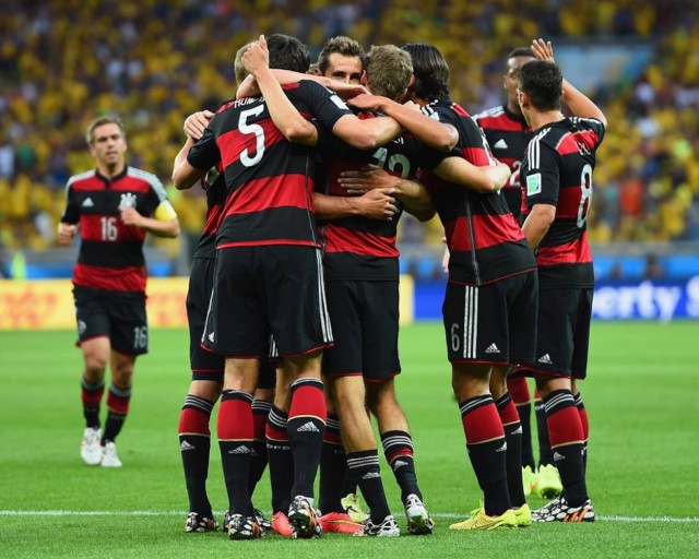 Βραζιλία - Γερμανία: Και ένα και δύο και χάσαμε το μέτρημα (pics)