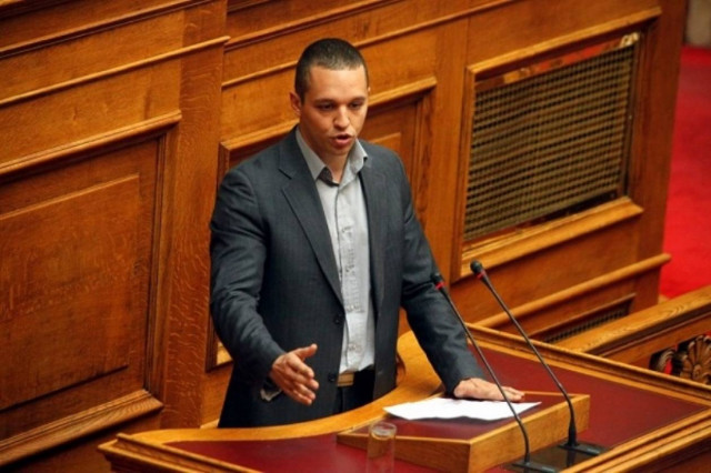 Η Χρυσή Αυγή απαιτεί την άμεση σύγκλιση της Ολομέλειας της Βουλής