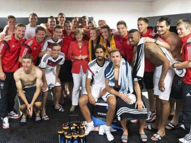 Μέρκελ: Επιστρέφει στη Βραζιλία για τον τελικό του Μουντιάλ